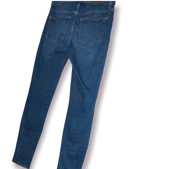 MADEWELL | Mid-Rise Skinny Jean - Picture 8 of 13